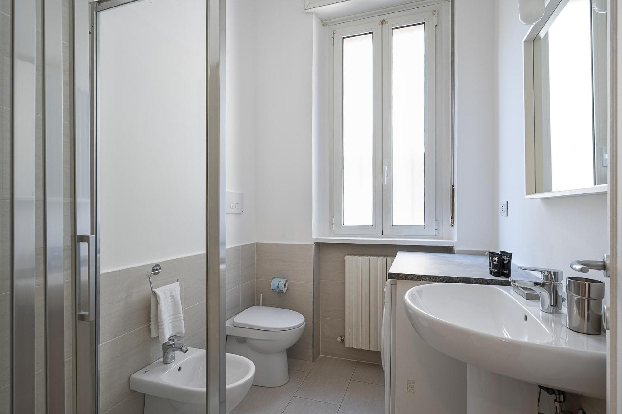 Classbnb - Ampio Appartamento A 1Km Da Citylife Милан Экстерьер фото